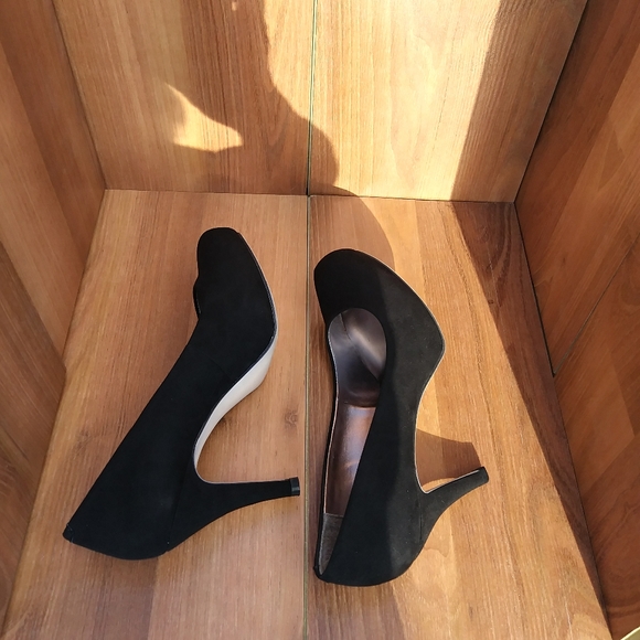 MADDEN GIRL BLACK HIGH HEEL SUEDE PUMPS - Picture 5 of 6